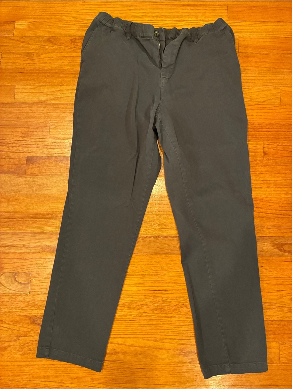 Men's Cove Dark Gray Casual Pants - Classic Straight Fit